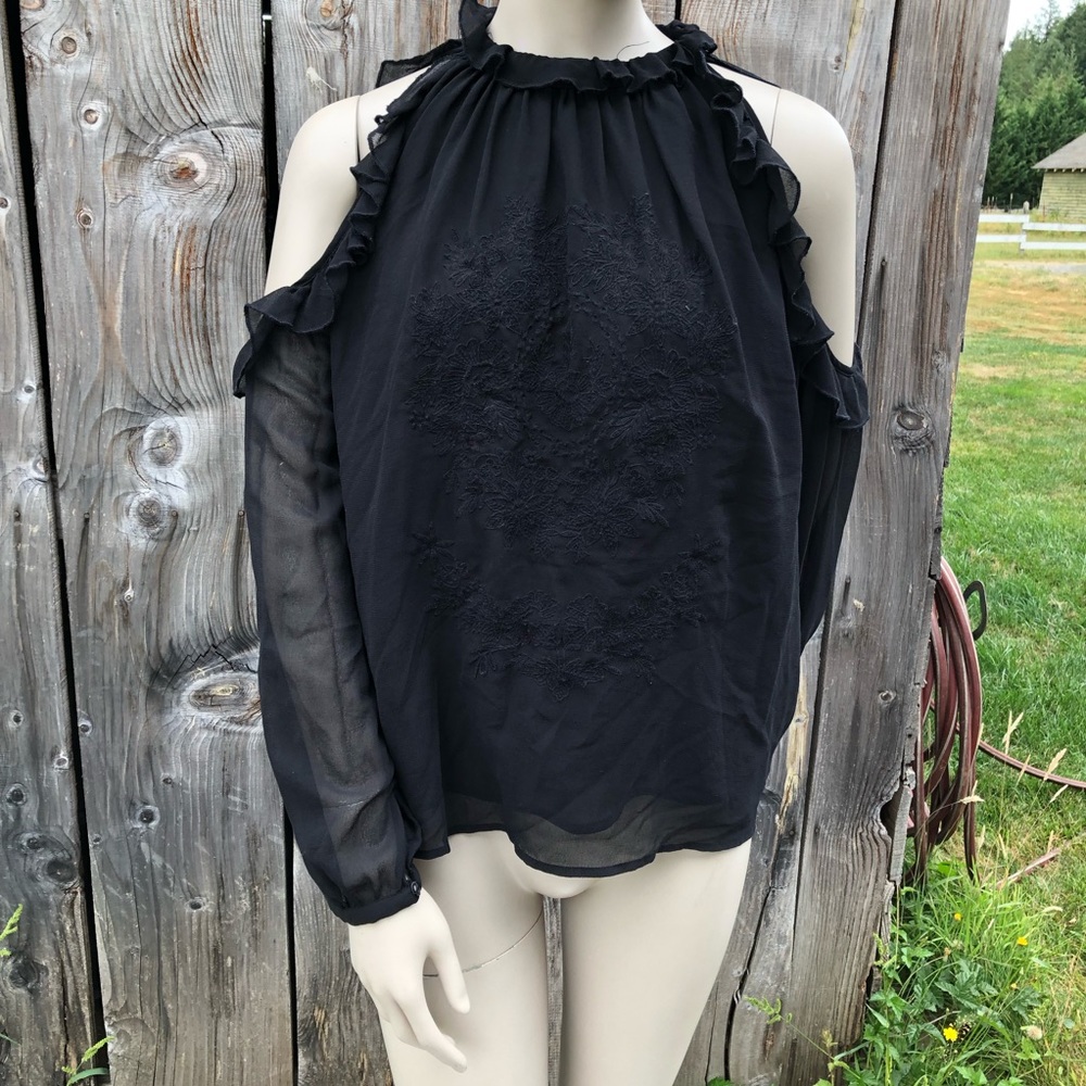 Zara Basic Lace Cold Shoulder Blouse Size XS
